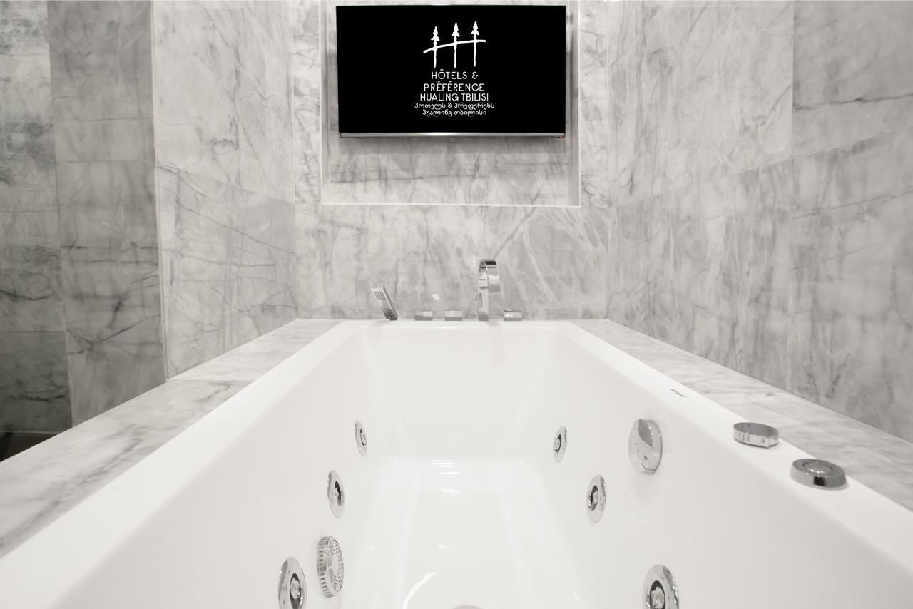 Отель Hotels & Preference Hualing Tbilisi Тбилиси-37