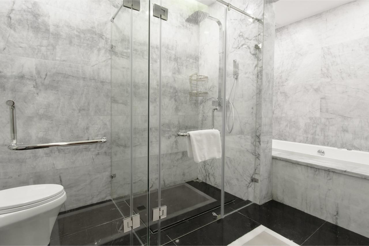 Отель Hotels & Preference Hualing Tbilisi Тбилиси-10