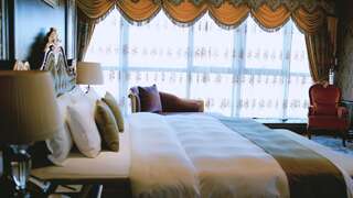 Отель Hotels & Preference Hualing Tbilisi Тбилиси Люкс «Премиум»-7