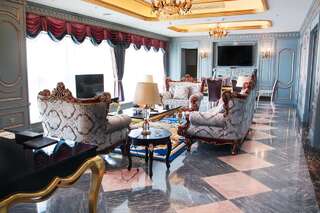 Отель Hotels & Preference Hualing Tbilisi Тбилиси Люкс «Премиум»-10