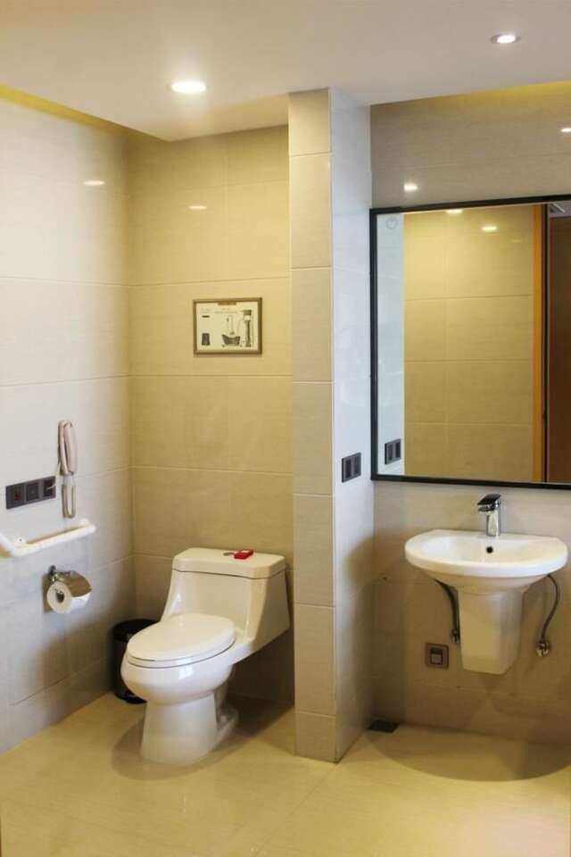 Отель Hotels & Preference Hualing Tbilisi Тбилиси-18