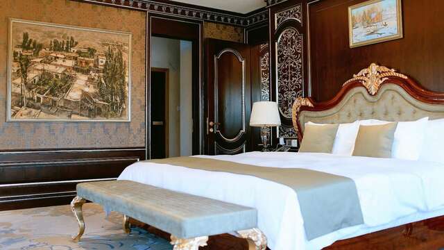 Отель Hotels & Preference Hualing Tbilisi Тбилиси-21